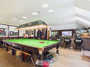 Photo 6- click for photo gallery